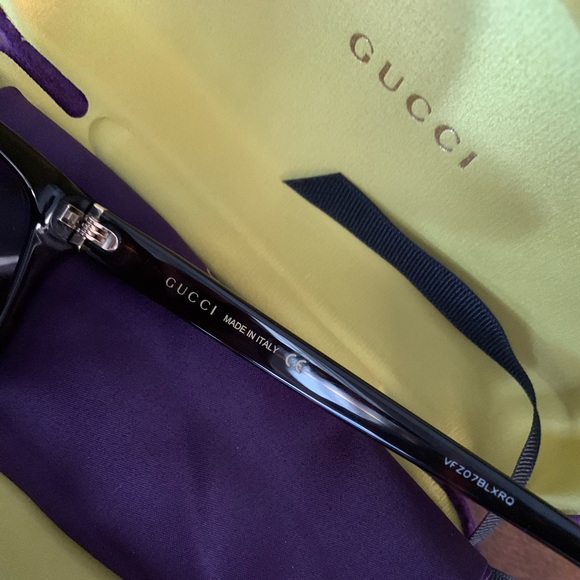 New Gucci over size 🖤 - Picture 6 of 11